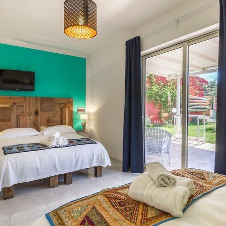 Floripa Surf House Bed & Breakfast Santa Maria Del Focallo Dış mekan fotoğraf