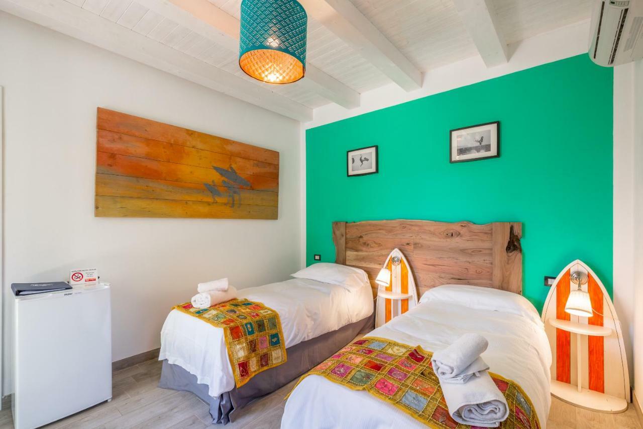 Floripa Surf House Bed & Breakfast Santa Maria Del Focallo Dış mekan fotoğraf