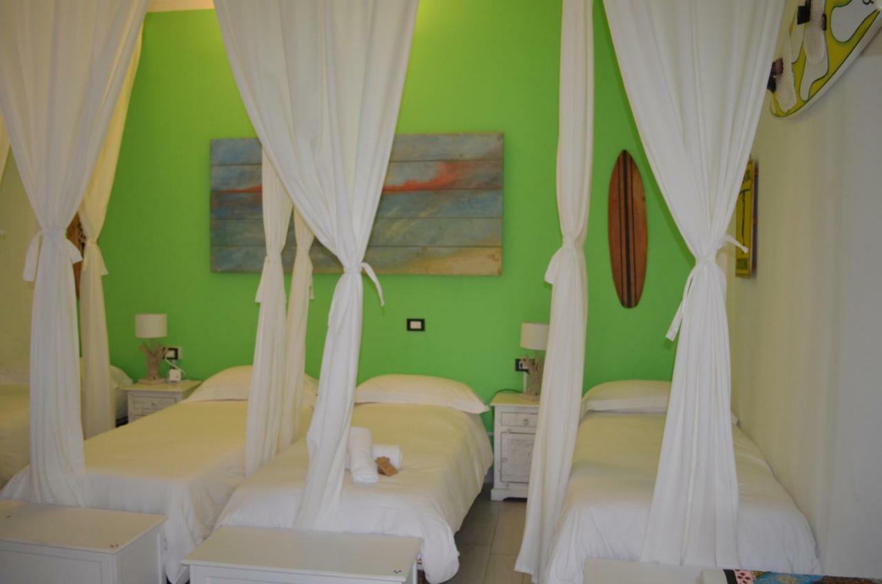 Floripa Surf House Bed & Breakfast Santa Maria Del Focallo Dış mekan fotoğraf